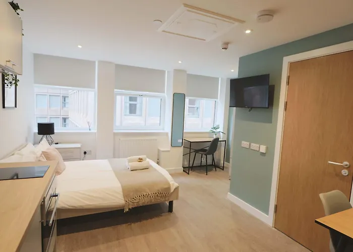 Redcross Studio Flat 204